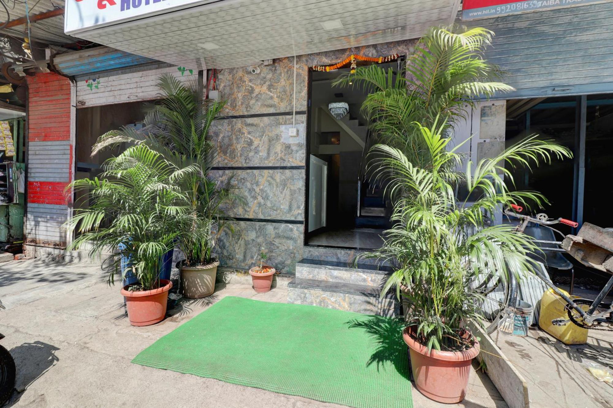 Hotel New Balaji Residency Mumbai Bagian luar foto