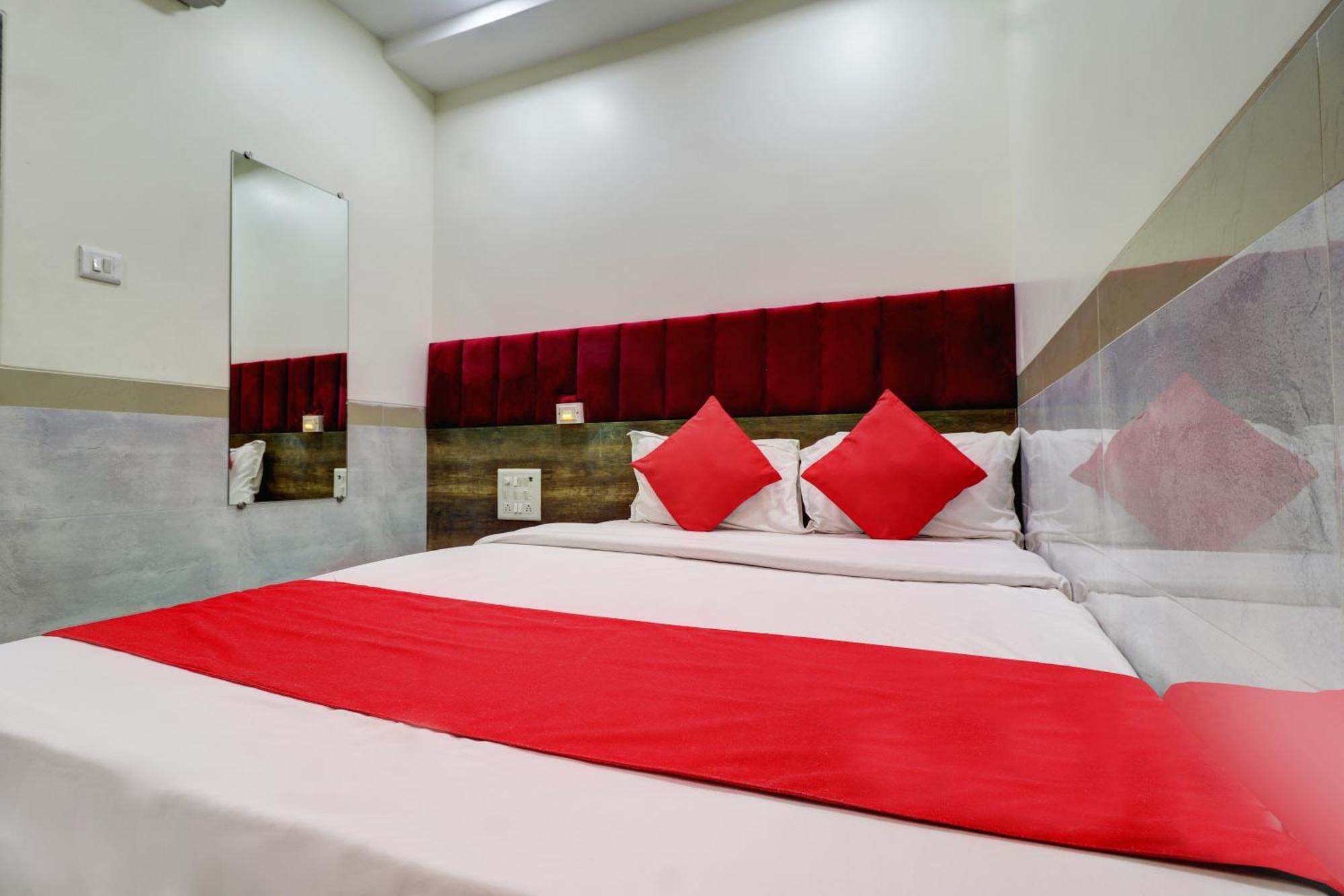 Hotel New Balaji Residency Mumbai Bagian luar foto